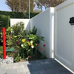 Maribeach Apartment *
